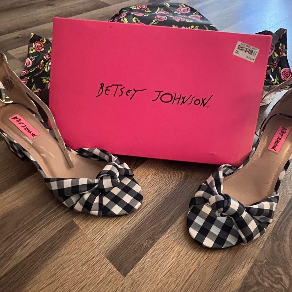 Betsey Johnson Black & White Gingham Knot Front Ankle Strap Sandals
